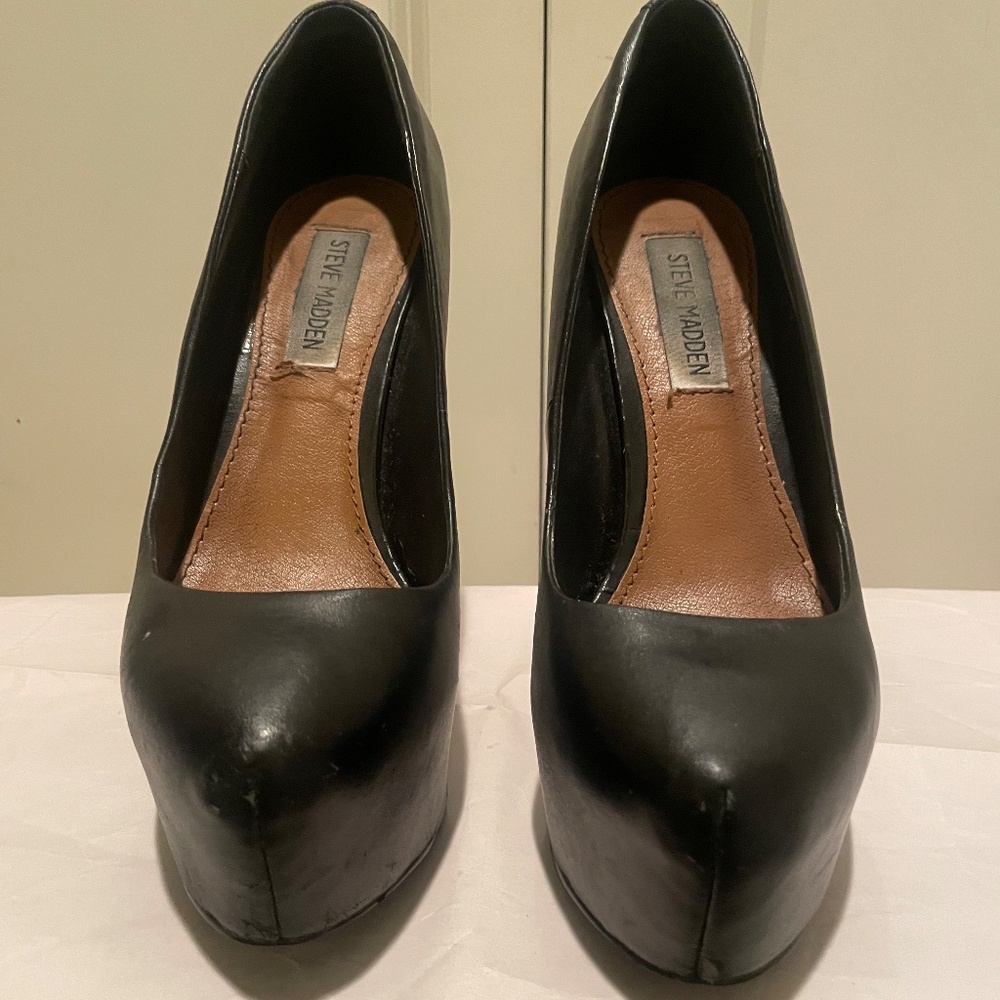 Steve Madden Pumps - Picture 10 of 11